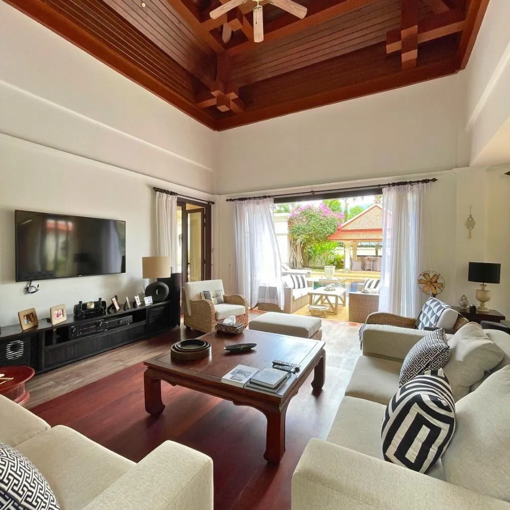 4 Bedrooms Villa Style Balinese With Private Pool For Sale In Choeng Thale Phuket — Thumbnail 4