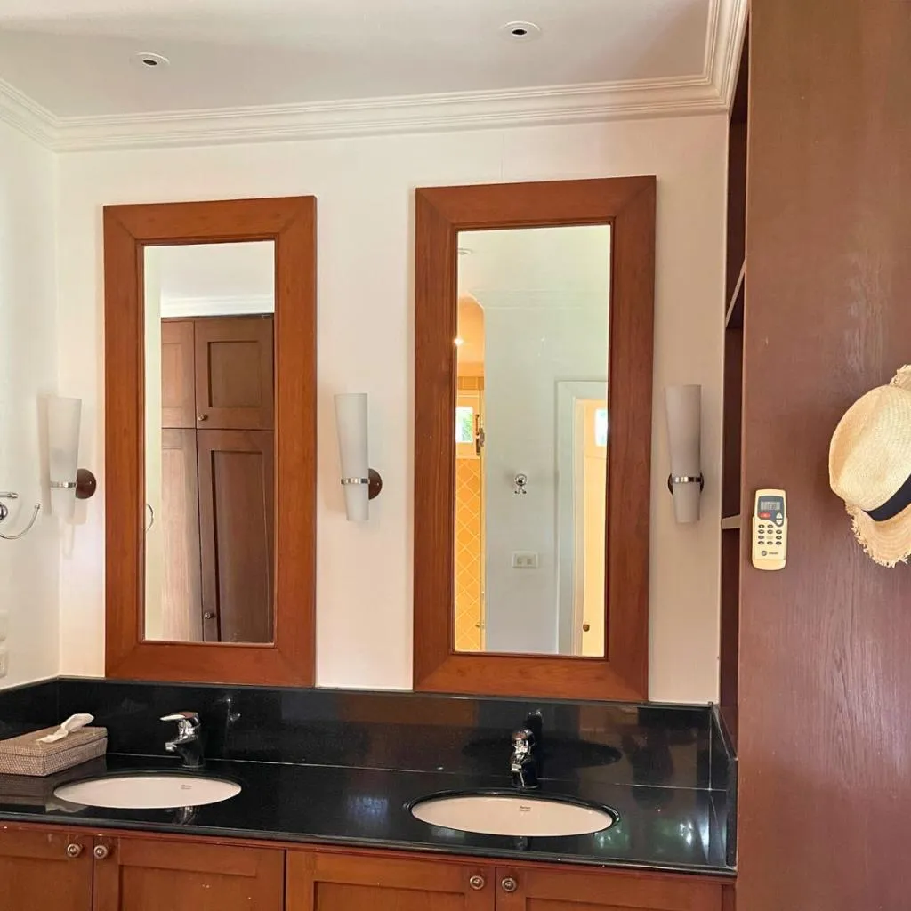 4 Bedrooms Villa Style Balinese With Private Pool For Sale In Choeng Thale Phuket — Thumbnail 10
