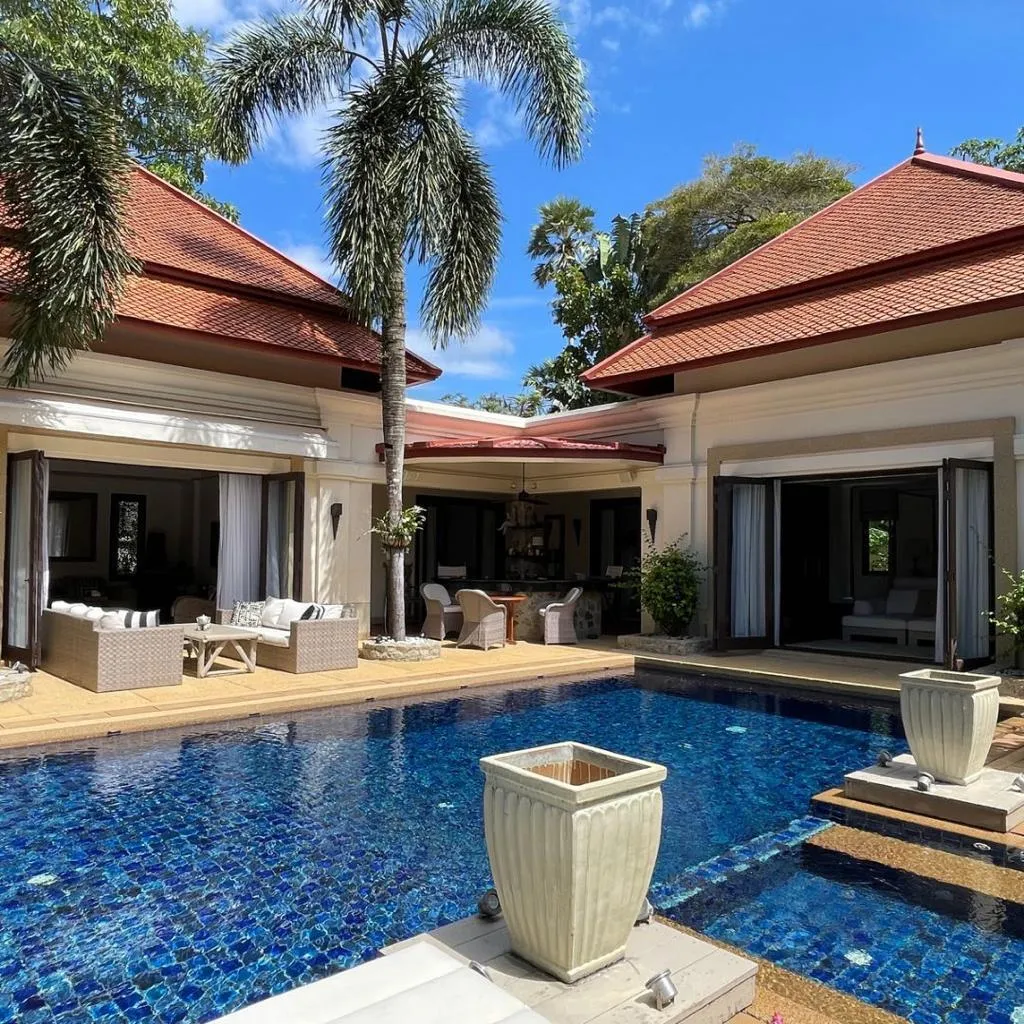 4 Bedrooms Villa Style Balinese With Private Pool For Sale In Choeng Thale Phuket — Thumbnail 19