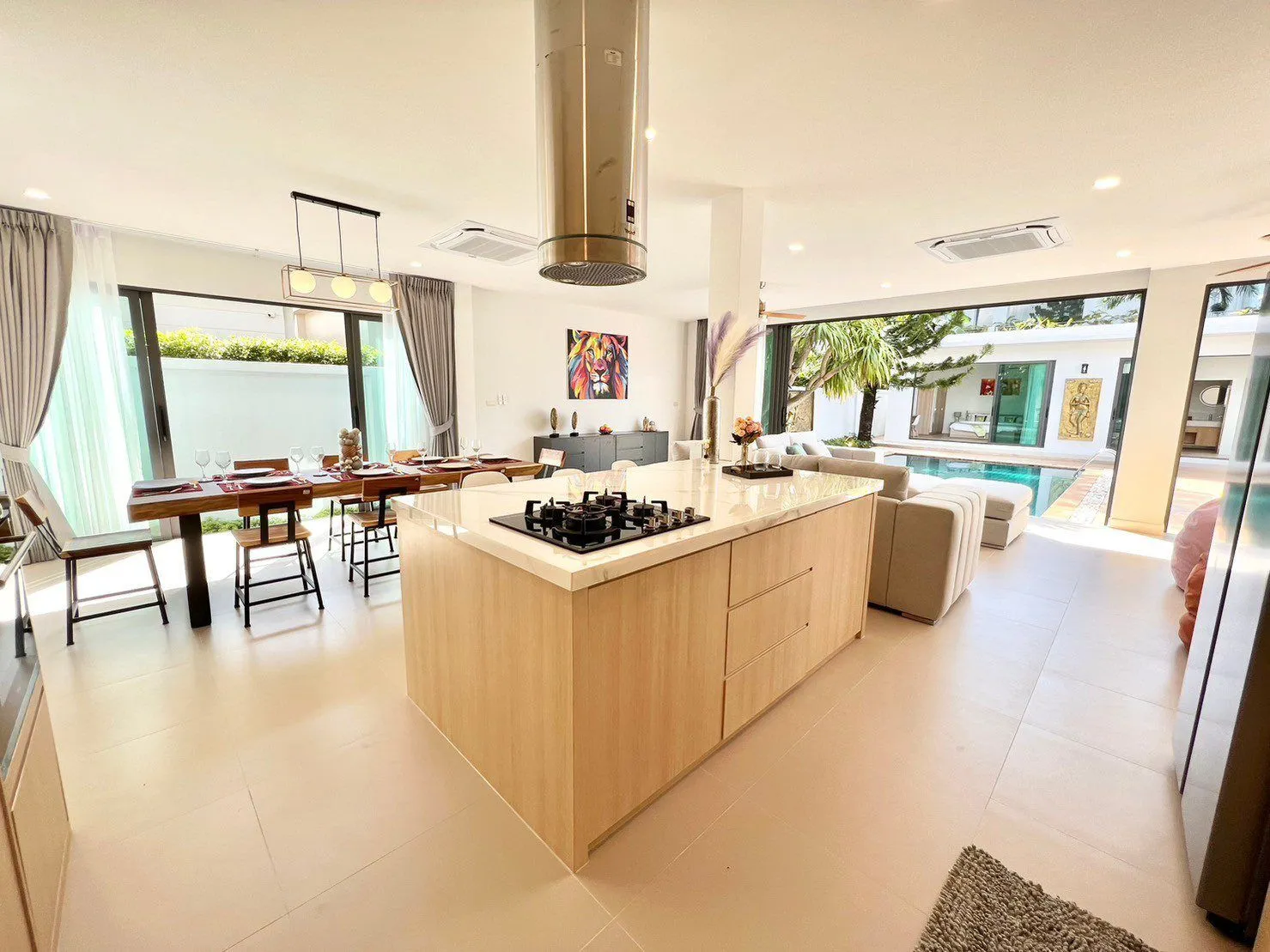 Luxury 4 bedrooms villa for rent in Choeng Thale — Thumbnail 13