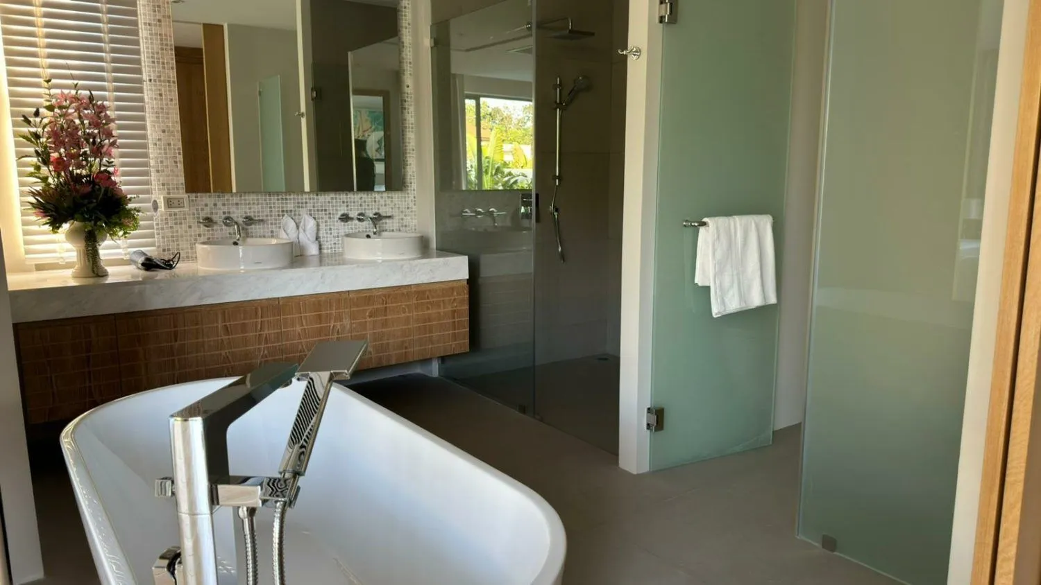 Trichada Breeze 4 bedrooms for rent in Choeng Thale — Thumbnail 14