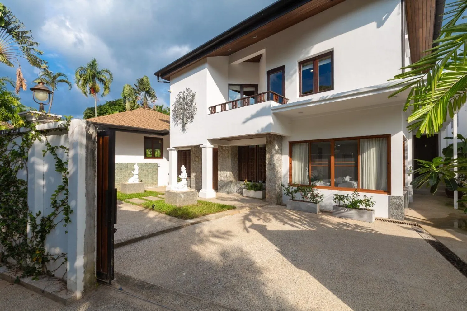 Surin Spring 6 bedrooms villa for rent in Surin — Thumbnail 3