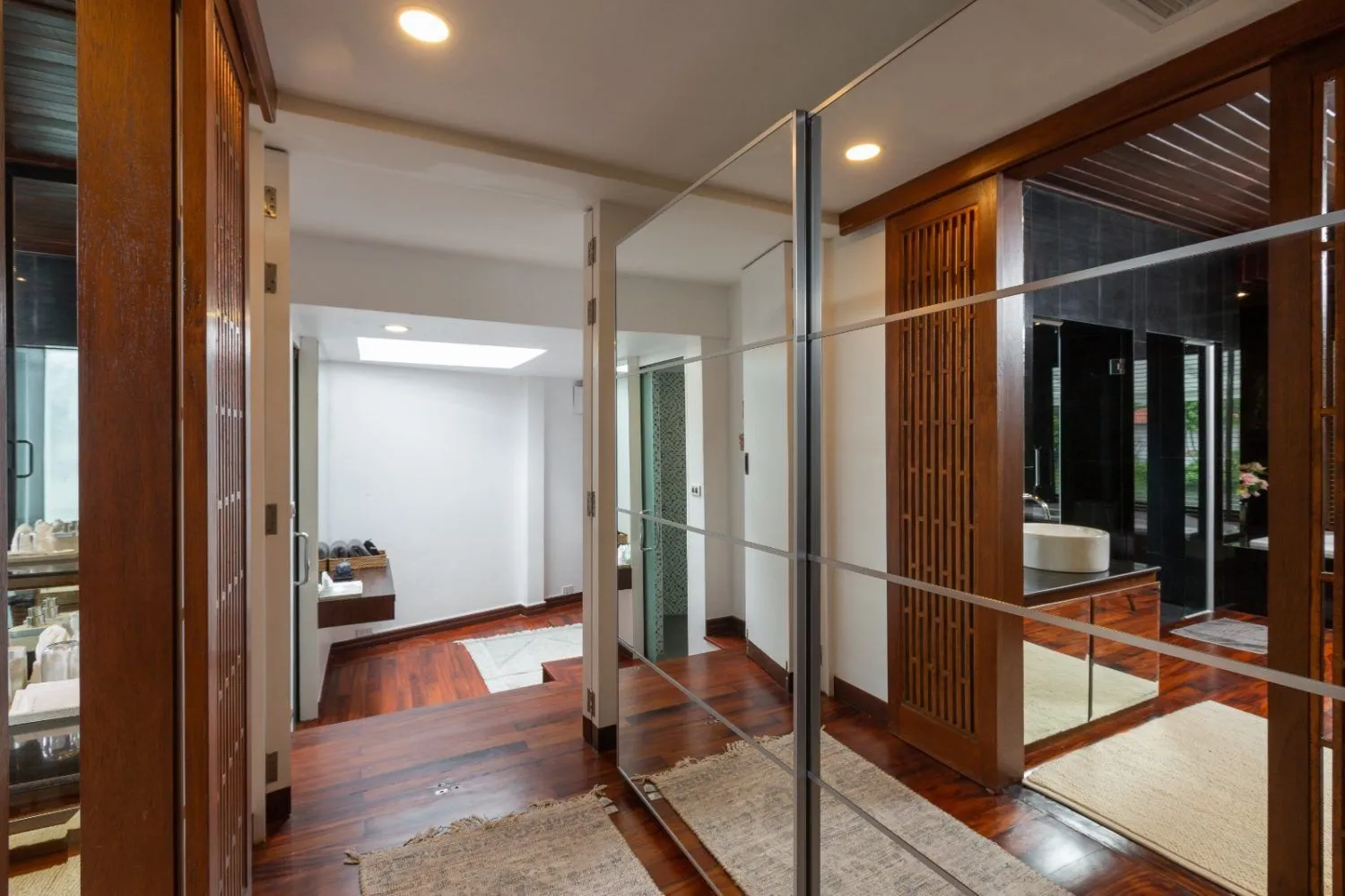Surin Spring 6 bedrooms villa for rent in Surin — Thumbnail 25