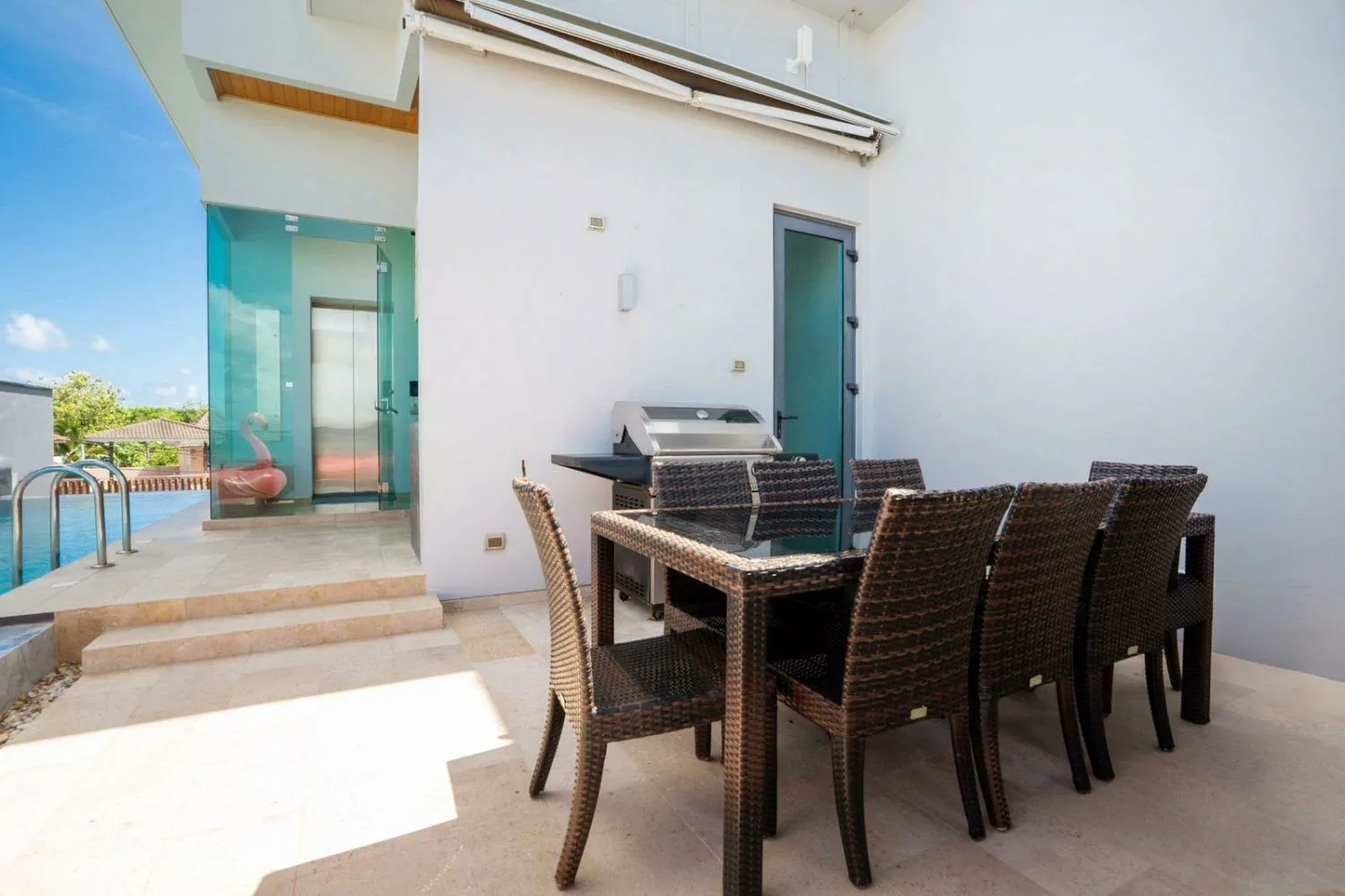 Seaview 5 bedrooms villa with private pool for rent in Rawai — Thumbnail 5
