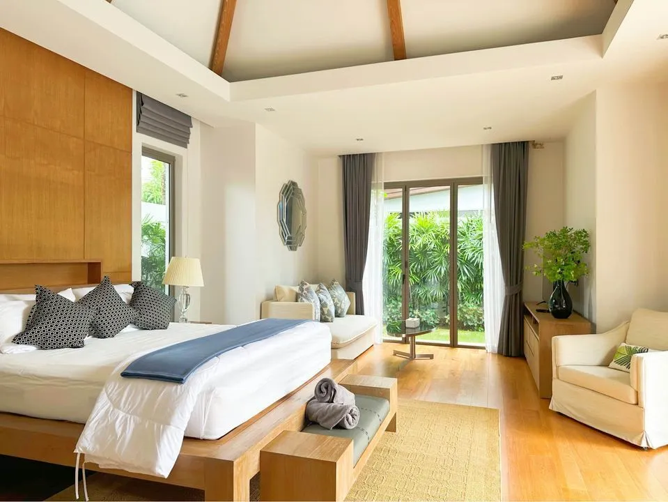 Beautiful Anchan 4 bedrooms villa with private pool for rent in Choeng Thale,Thalang — Thumbnail 12