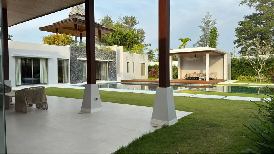 Spacious 1400 sqm Botanica 5 bedrooms with private pool for rent in Choeng Thale,Thalang — Thumbnail 6