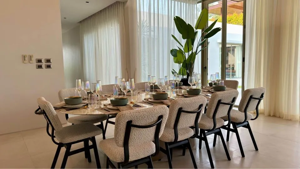 Spacious 1400 sqm Botanica 5 bedrooms with private pool for rent in Choeng Thale,Thalang — Thumbnail 8
