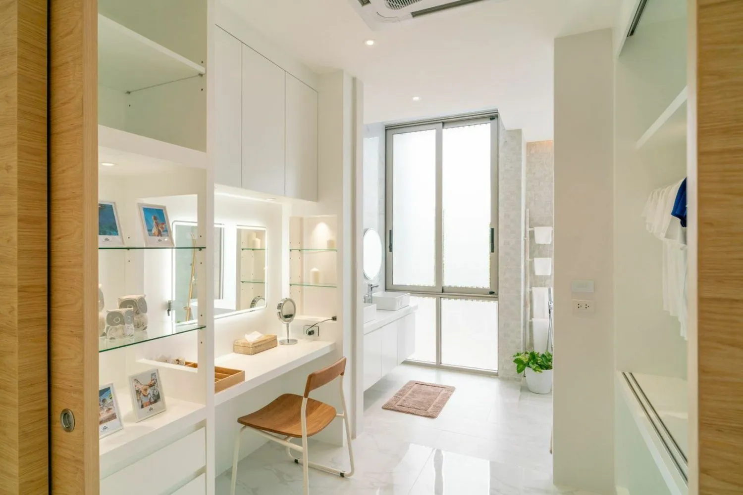 3 Bedrooms Brand New Villa with Private Pool For Sale In Choeng Thale Phuket — Thumbnail 21