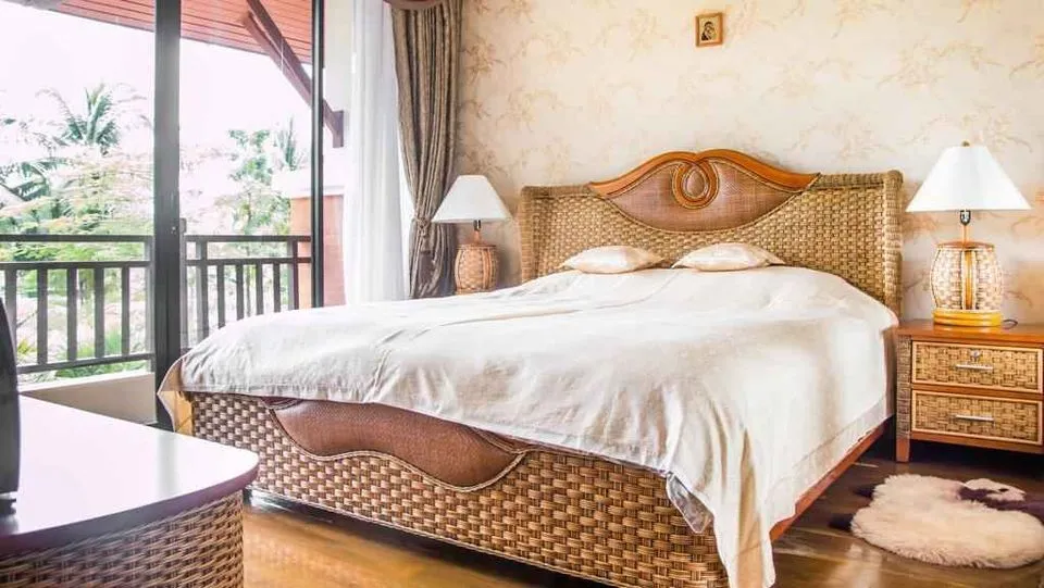 Laguna 5 bedrooms with Large garden for rent in Choeng Thale — Thumbnail 8