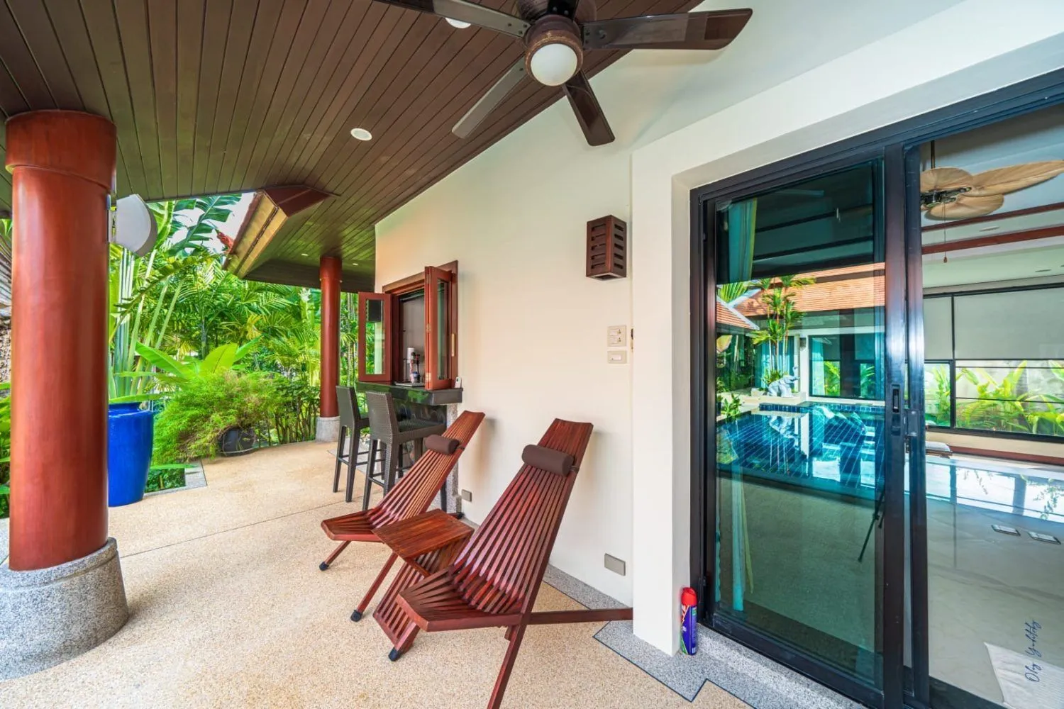 Baan Bua 4 Bedrooms Luxury Villa With Private Pool For Sale In Nai Harn-Rawai Phuket — Thumbnail 12