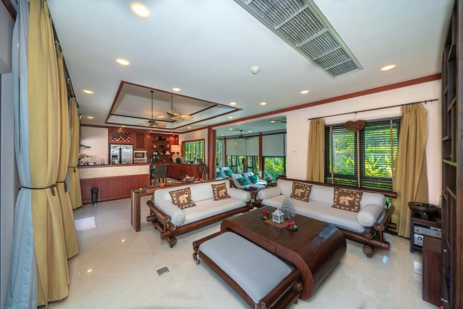 Baan Bua 4 Bedrooms Luxury Villa With Private Pool For Sale In Nai Harn-Rawai Phuket — Thumbnail 30