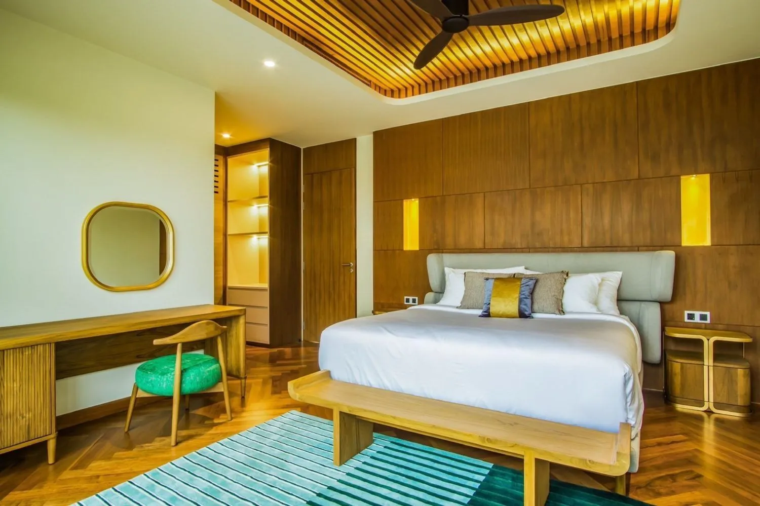 3 Bedrooms Villa 528.5 Sqm. With Private Pool For Sale In Choeng Thale  Phuket — Thumbnail 8