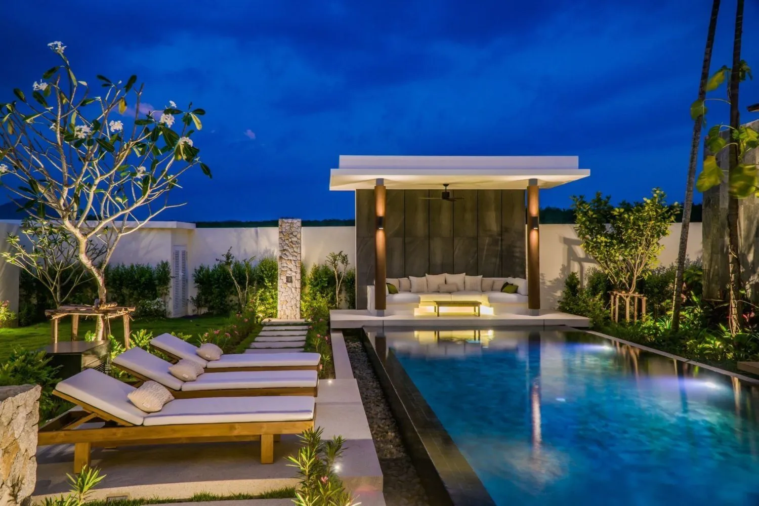3 Bedrooms Villa 528.5 Sqm. With Private Pool For Sale In Choeng Thale  Phuket — Thumbnail 13