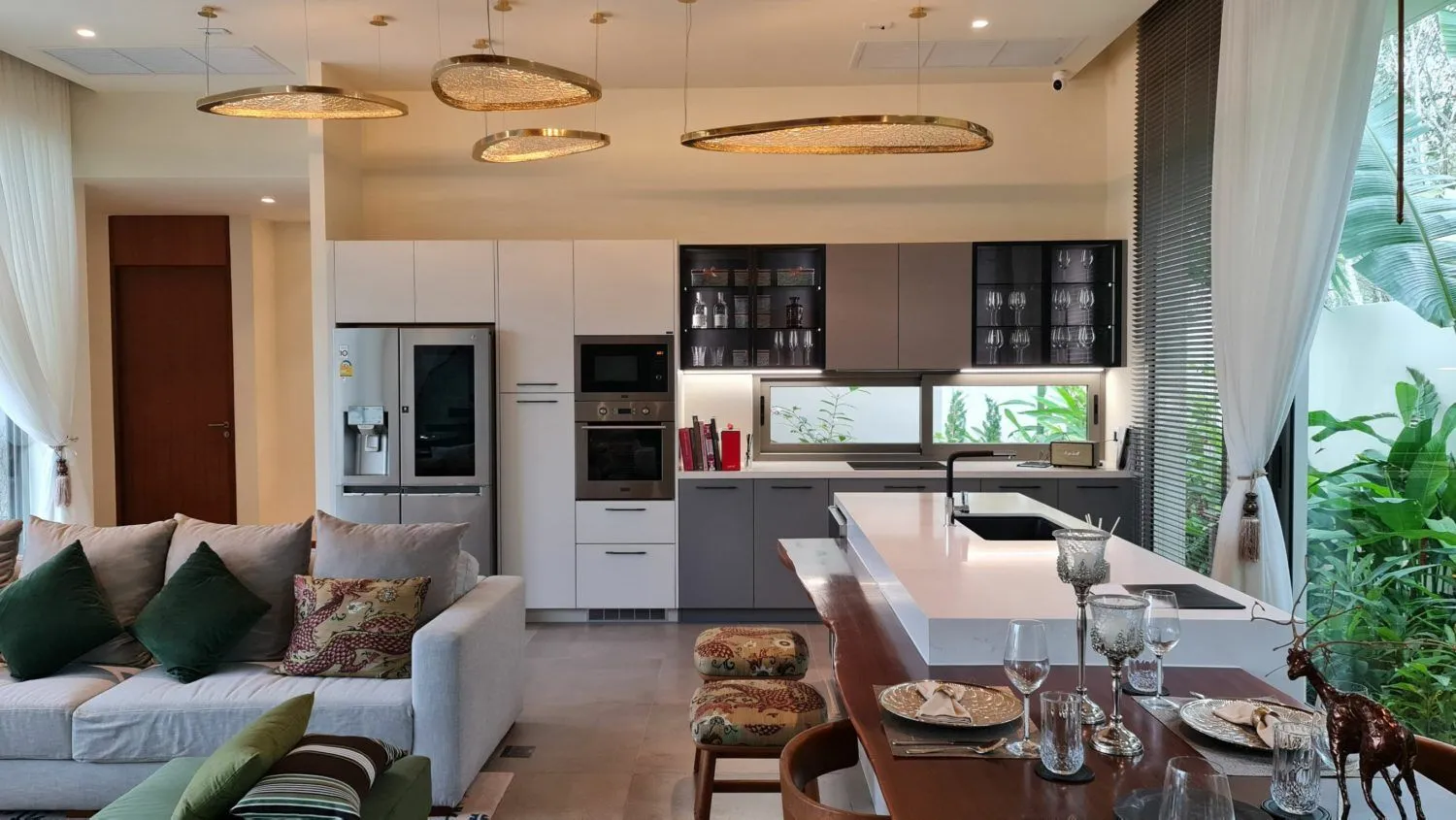 3 Bedrooms Villa 528.5 Sqm. With Private Pool For Sale In Choeng Thale  Phuket — Thumbnail 15