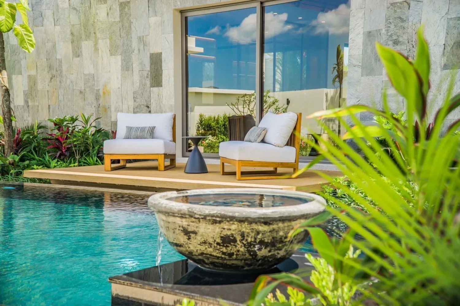 3 Bedrooms Villa 528.5 Sqm. With Private Pool For Sale In Choeng Thale  Phuket — Thumbnail 25
