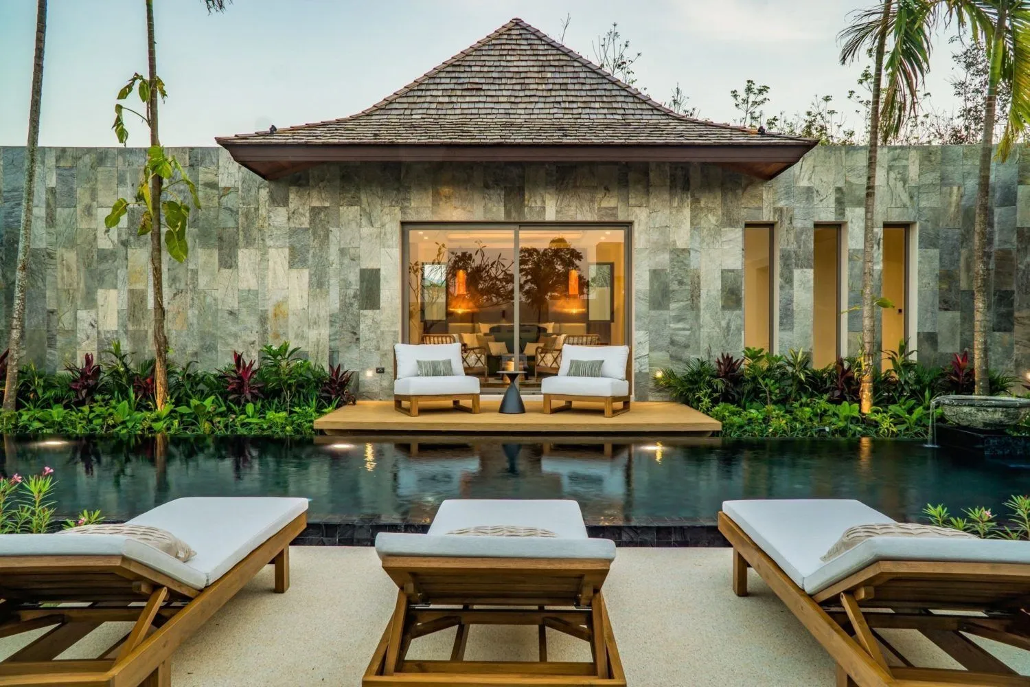 3 Bedrooms Villa 528.5 Sqm. With Private Pool For Sale In Choeng Thale  Phuket — Thumbnail 27
