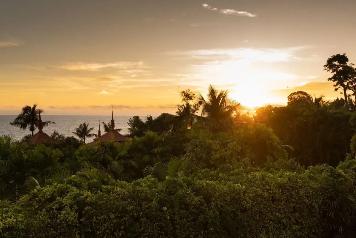 Luxury Stunning 3 Bedrooms Sea View With Private Pool For Sale In Choeng Thale Phuket — Thumbnail 3