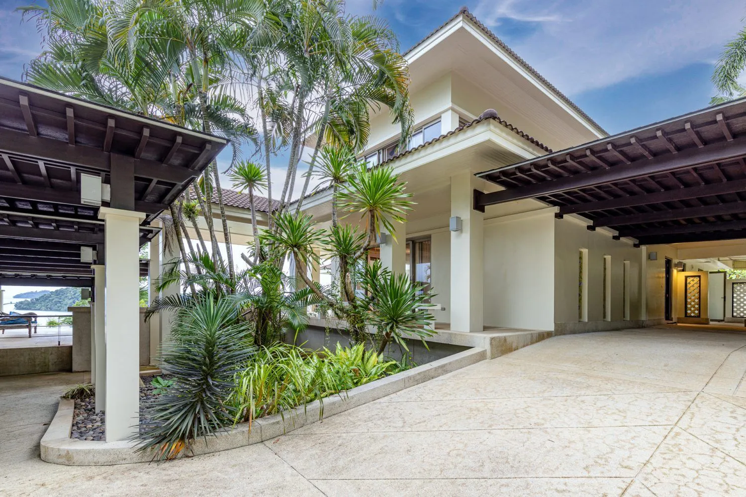 5 Bedrooms Sea View Villa 2092.4 Sqm. For Sale In Ao Por Phuket — Thumbnail 16