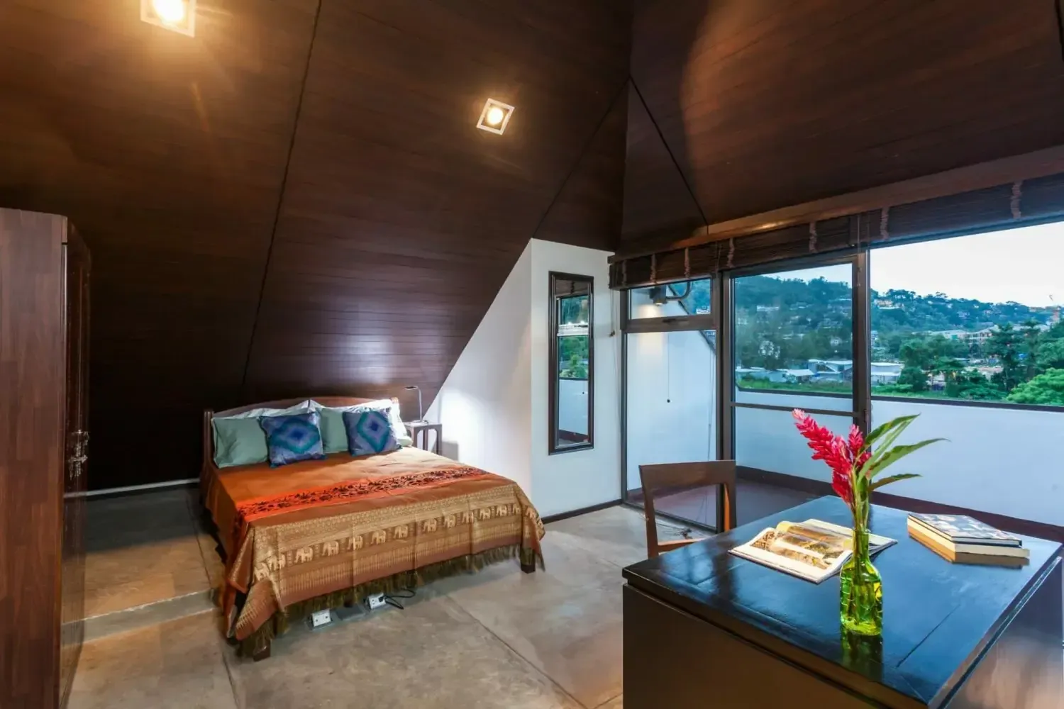 Private Pool Villa For Rent, walking distance to the beach, Choeng Thale,  Phuket — Thumbnail 10
