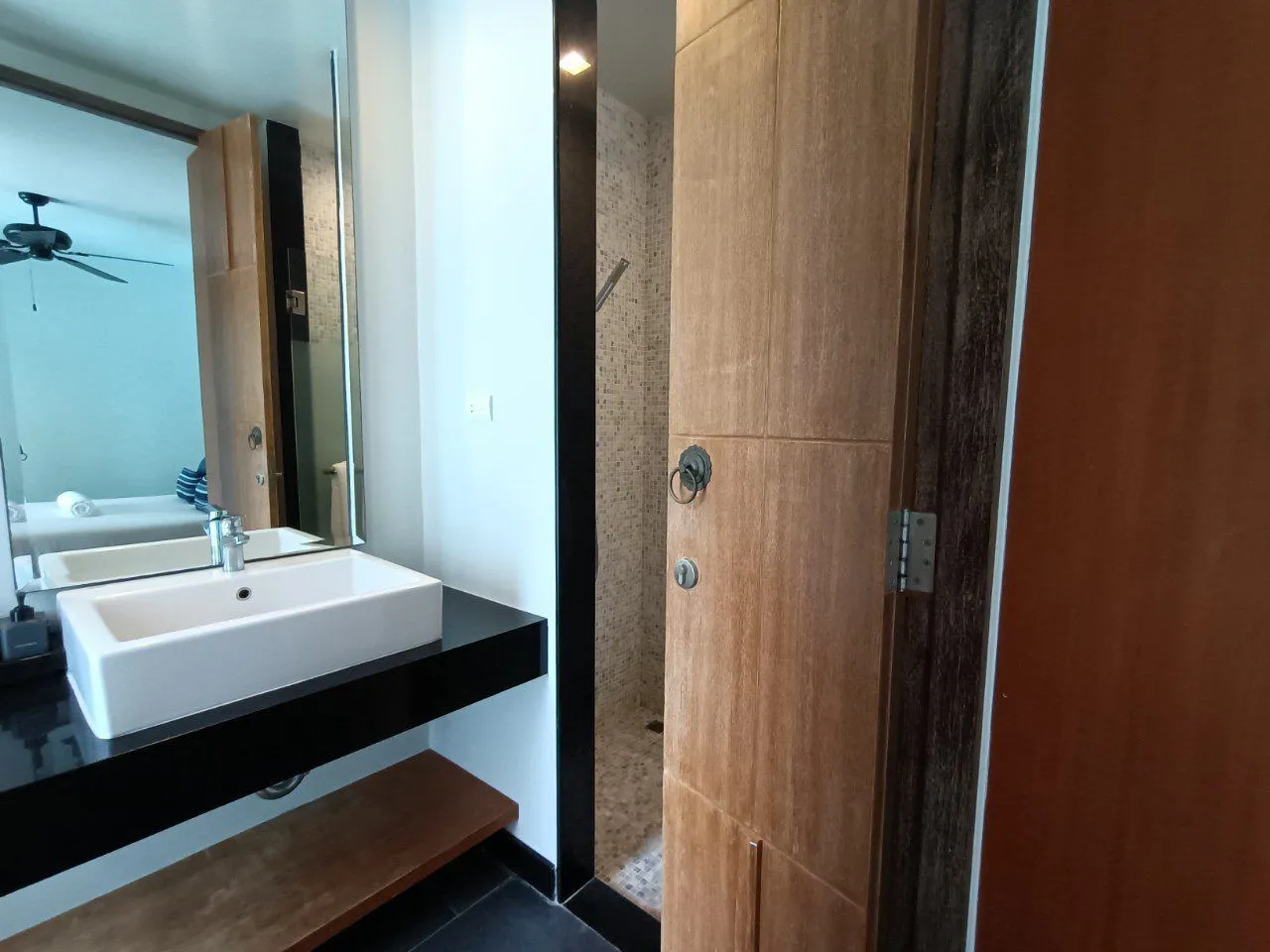 2 Bedrooms With Privat Pool Land Area 223 sqm. For Sale In Choeng Thale Phuket — Thumbnail 10