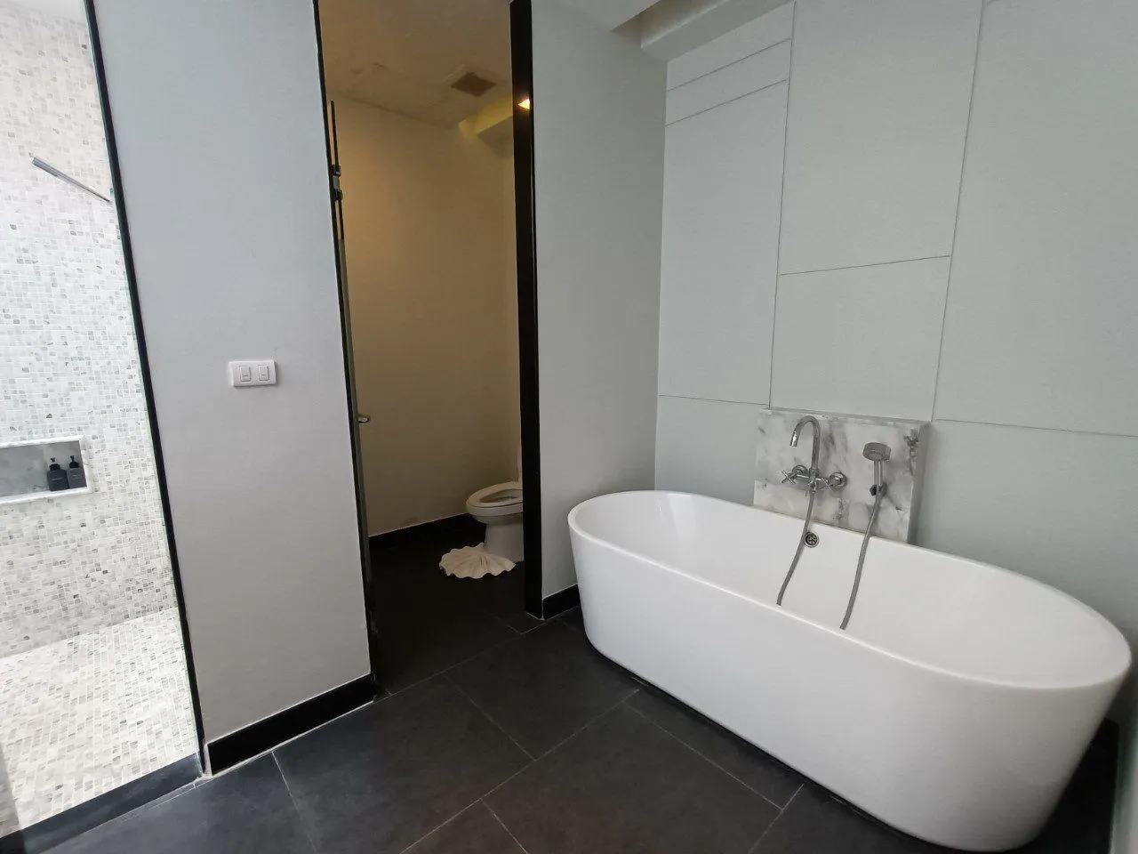 2 Bedrooms With Privat Pool Land Area 223 sqm. For Sale In Choeng Thale Phuket — Thumbnail 11