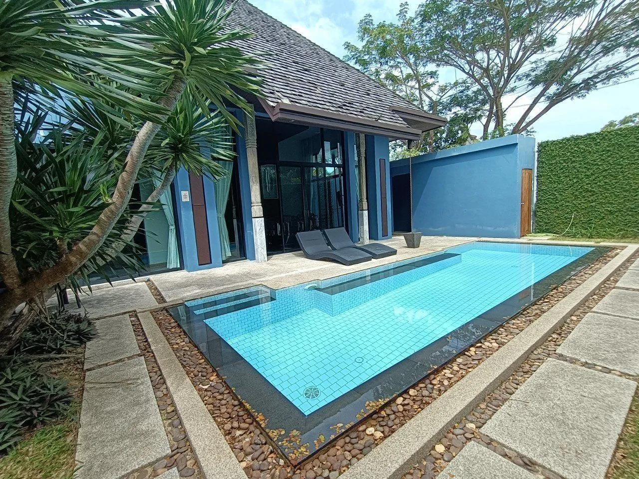 2 Bedrooms With Privat Pool Land Area 223 sqm. For Sale In Choeng Thale Phuket — Thumbnail 17