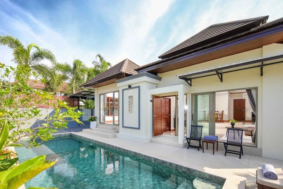 2 bedrooms with private pool villa for rent in Bang Tao — Thumbnail 7