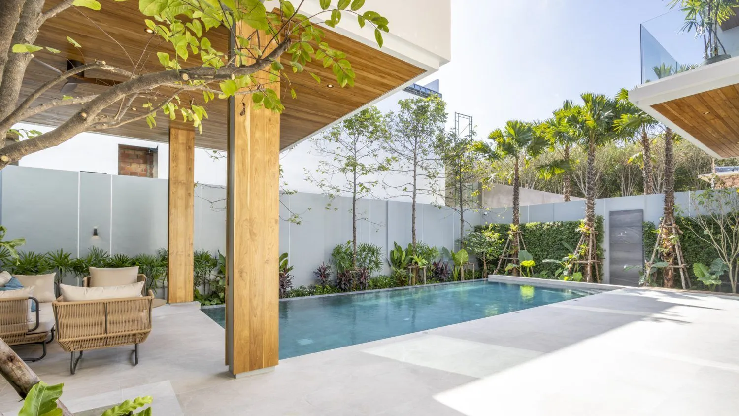 The Teak 4 bedrooms villa for sale in Choeng Thale — Thumbnail 2