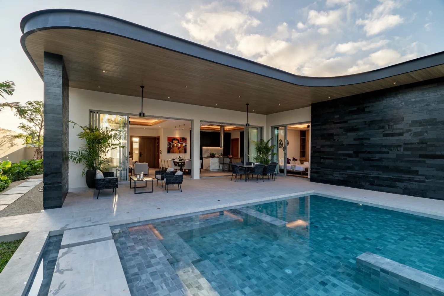 Unparalleled Luxury Living 3 bedroom villa for Sale in Thalang — Thumbnail 18