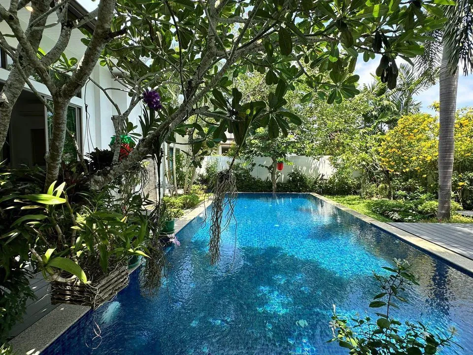 Spacious 3 bedroom with private pool for rent in Layan Beach — Thumbnail 10
