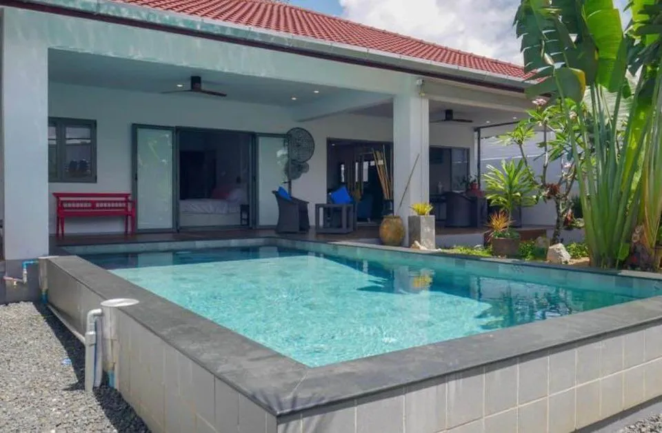 Beautiful 3 bedrooms with private pool for sale close to Layan Beach — Thumbnail 4