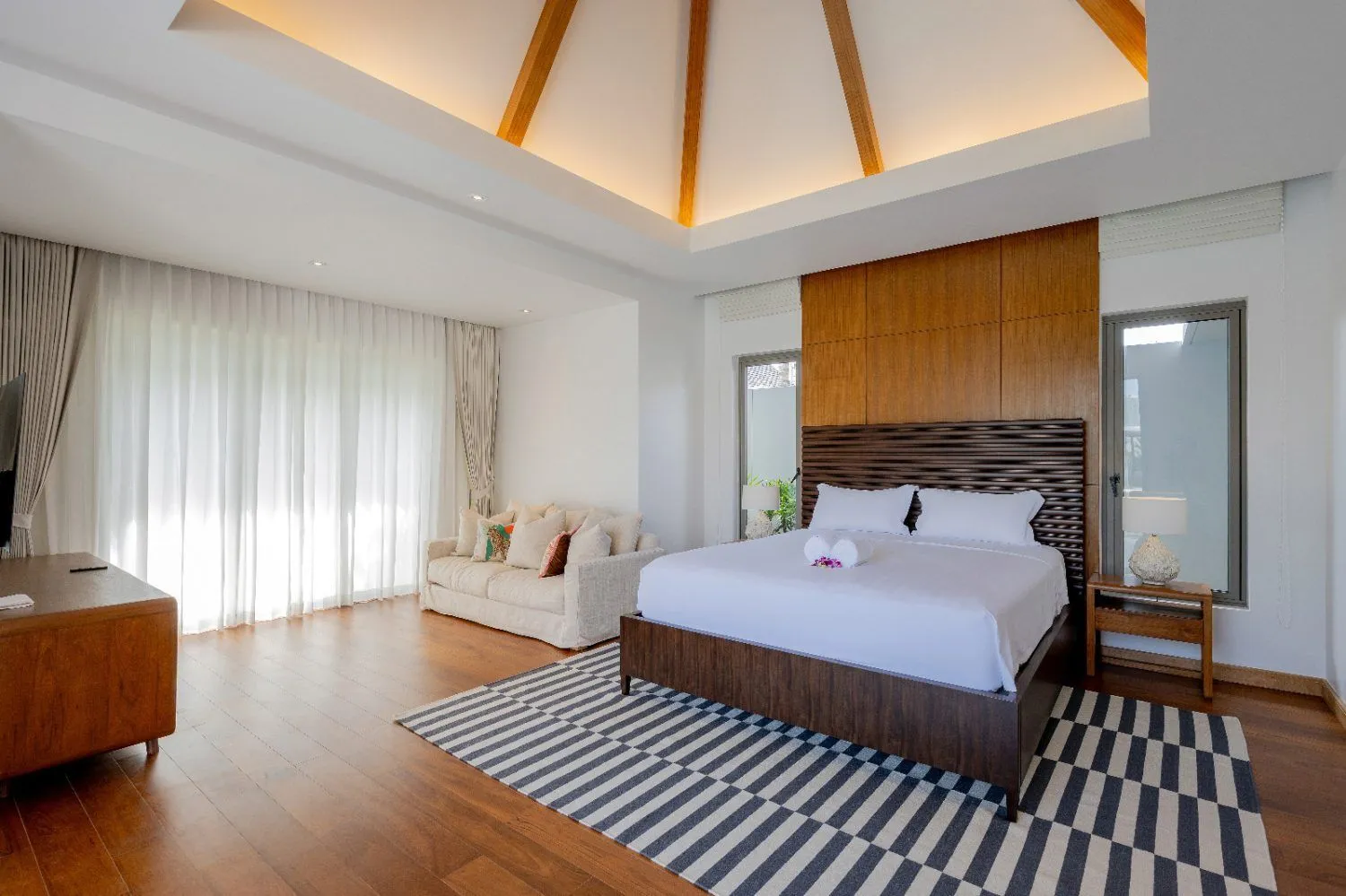 Anchan Tropicana – 4 bedrooms with private pool for rent in Choeng Thale — Thumbnail 2