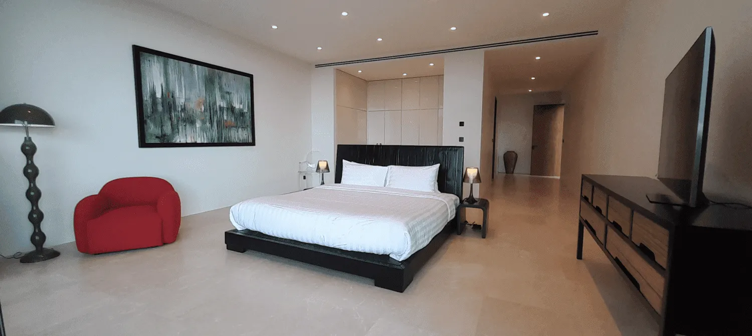 5 Bedrooms Modern Villa for Rent | Breathtaking Chalong Bay Views, Phuket — Thumbnail 2
