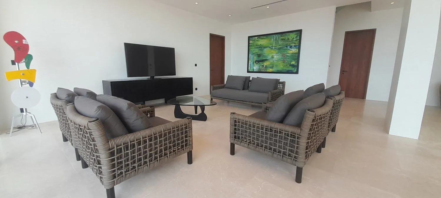 5 Bedrooms Modern Villa for Rent | Breathtaking Chalong Bay Views, Phuket — Thumbnail 11