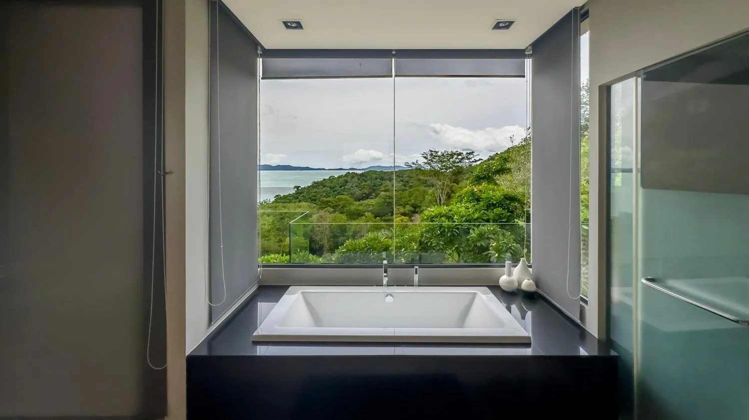 Stunning Sea View Villa for Sale in Pa Khlok, Phuket — Thumbnail 14
