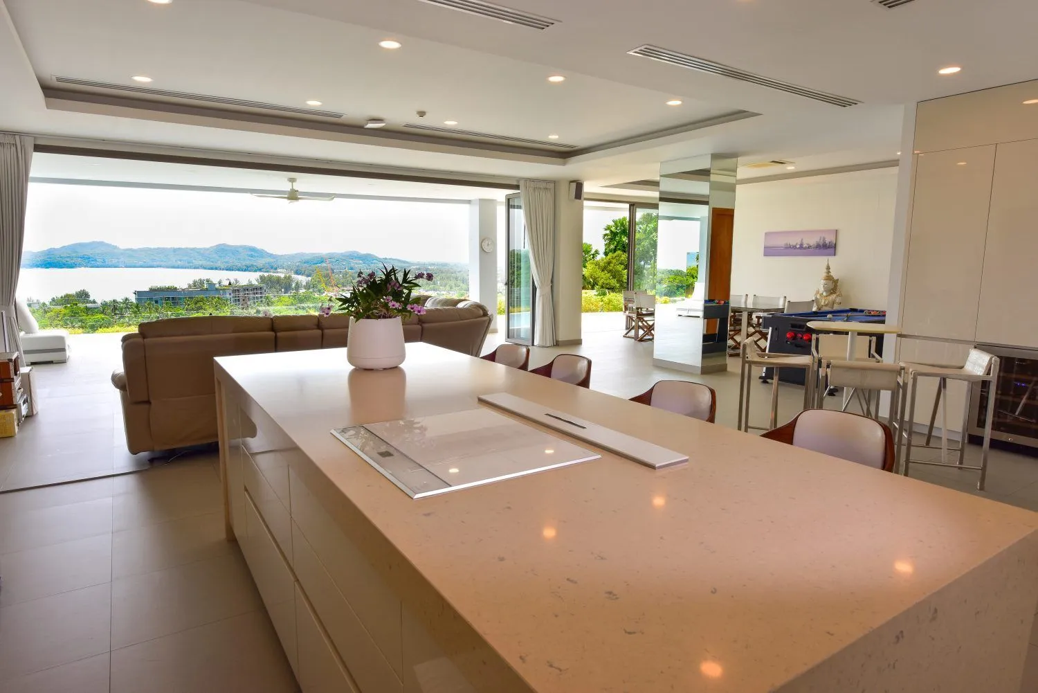Luxurious Sea View Condo for Sale at Andamaya, Surin Bay, Phuket — Thumbnail 2