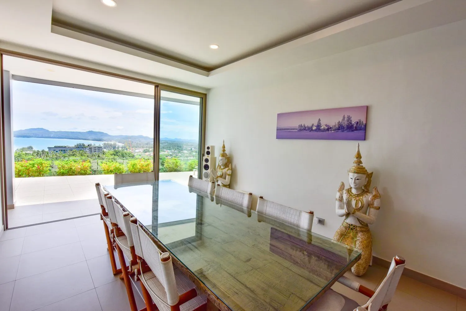 Luxurious Sea View Condo for Sale at Andamaya, Surin Bay, Phuket — Thumbnail 11