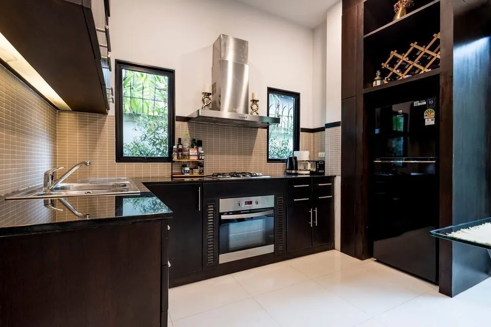Paeyka Villa – 3 bedroos with private pool for rent near Layan Beach — Thumbnail 2