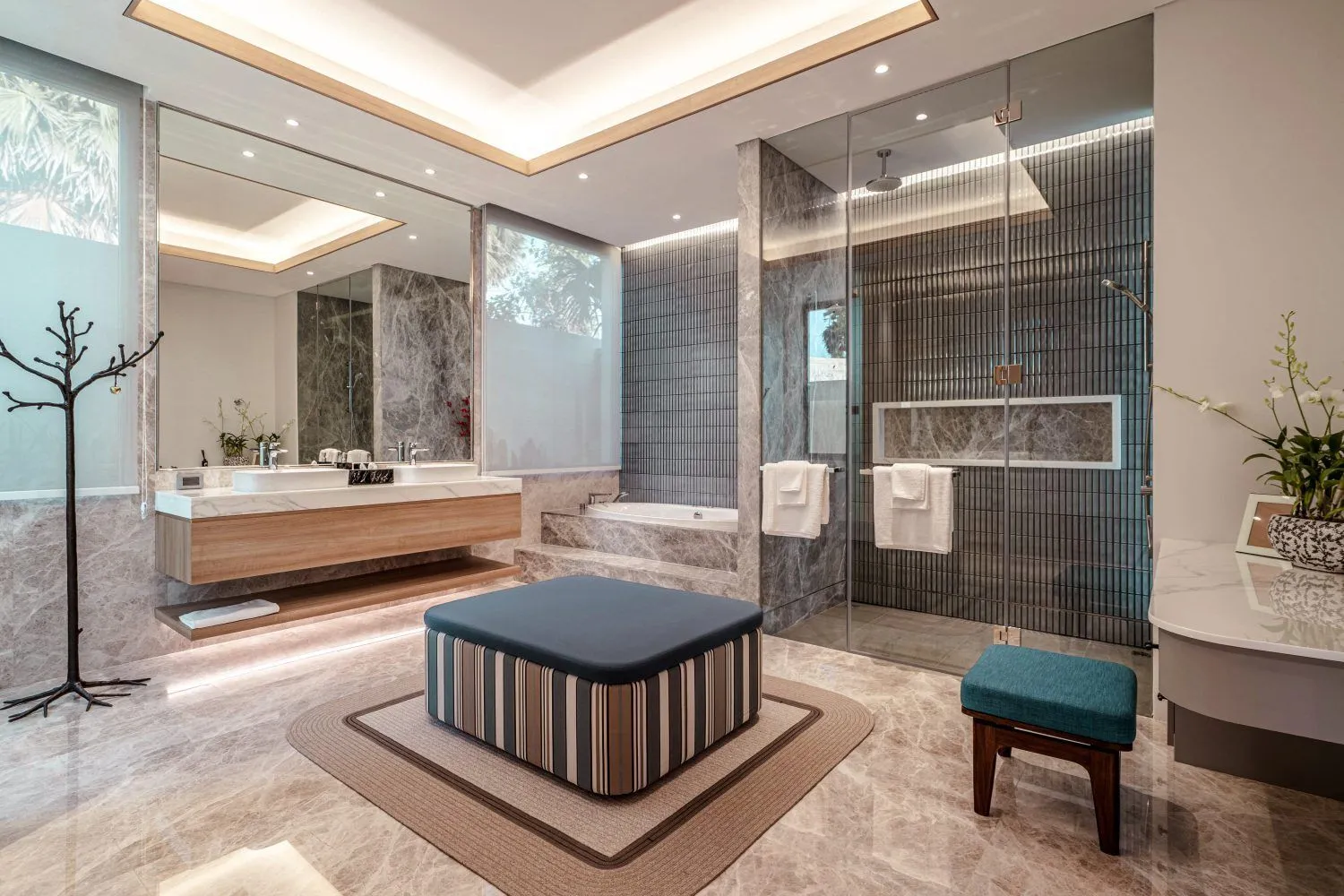 Alinda Villas – Elegant and Luxury Villas in Thalang, Phuket — Thumbnail 9