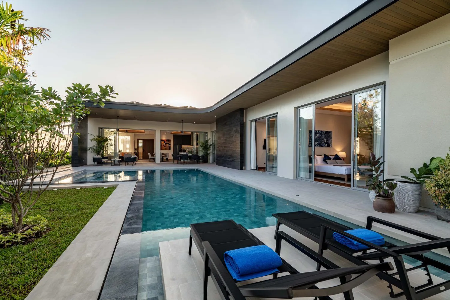 Alinda Villas – Elegant and Luxury Villas in Thalang, Phuket — Thumbnail 3