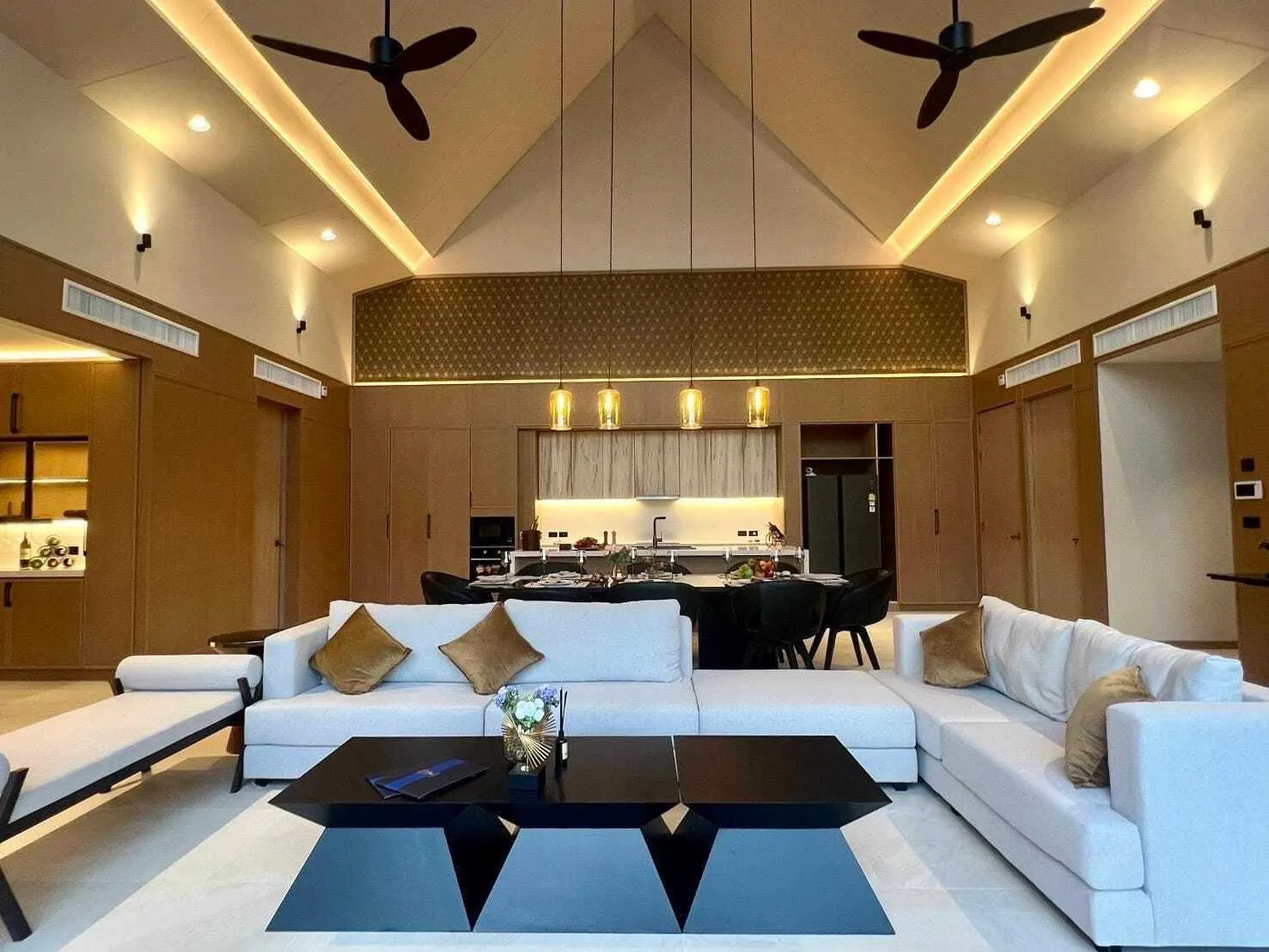 Luxury Villas for Sale in Phuket – Erawana Grand Near Layan Beach — Thumbnail 12