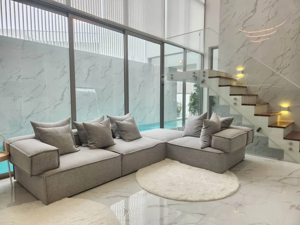 Modern 3-Bedroom Villa with Private Pool in Ban Don, Phuket — Thumbnail 5
