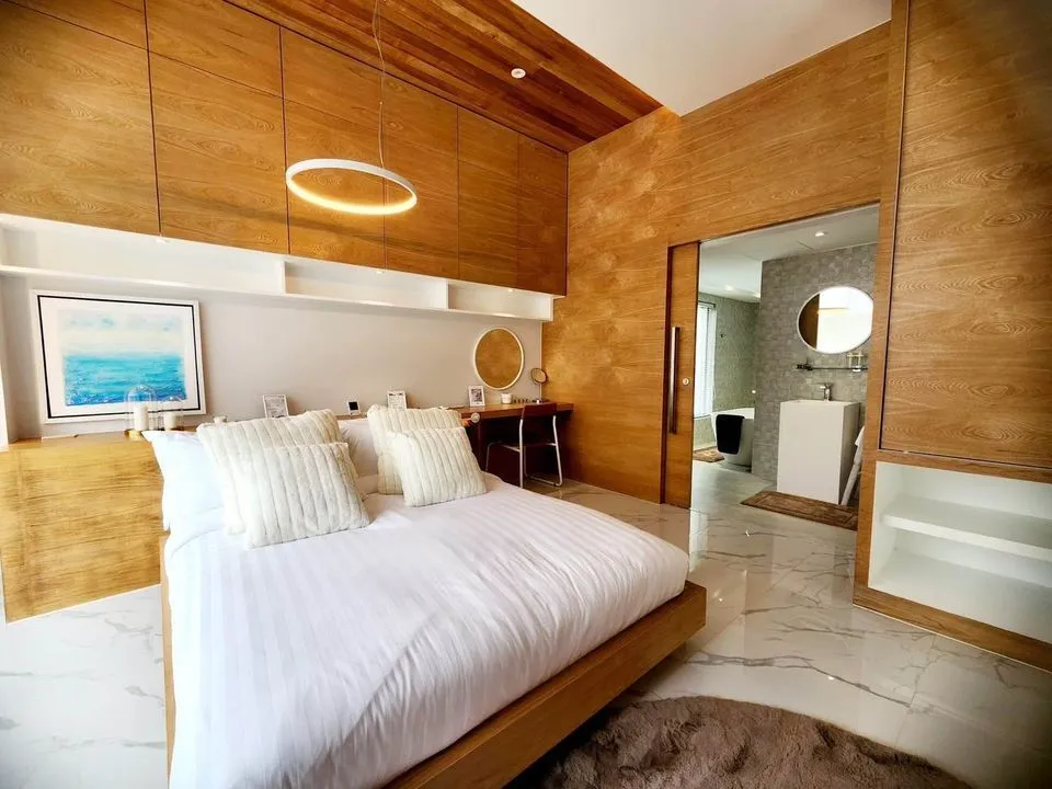 Modern 3-Bedroom Villa with Private Pool in Ban Don, Phuket — Thumbnail 16