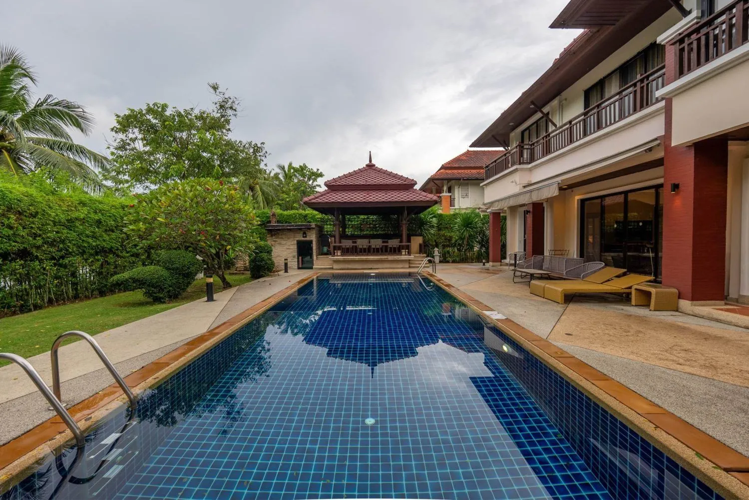 Luxurious 4-Bedroom Thai-Style Villa in Laguna, Phuket – Minutes from the Beach — Thumbnail 3