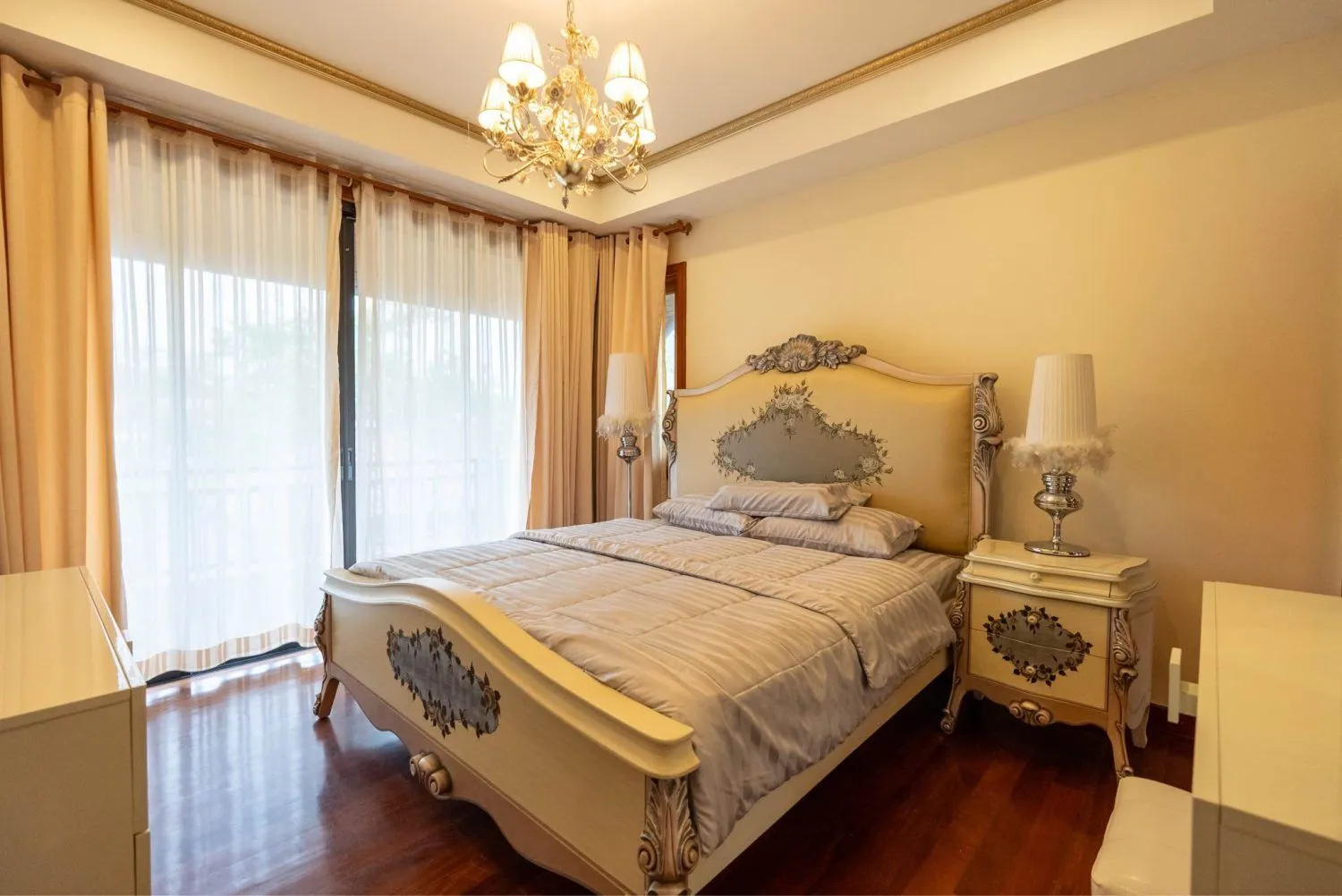 Luxurious 4-Bedroom Thai-Style Villa in Laguna, Phuket – Minutes from the Beach — Thumbnail 13