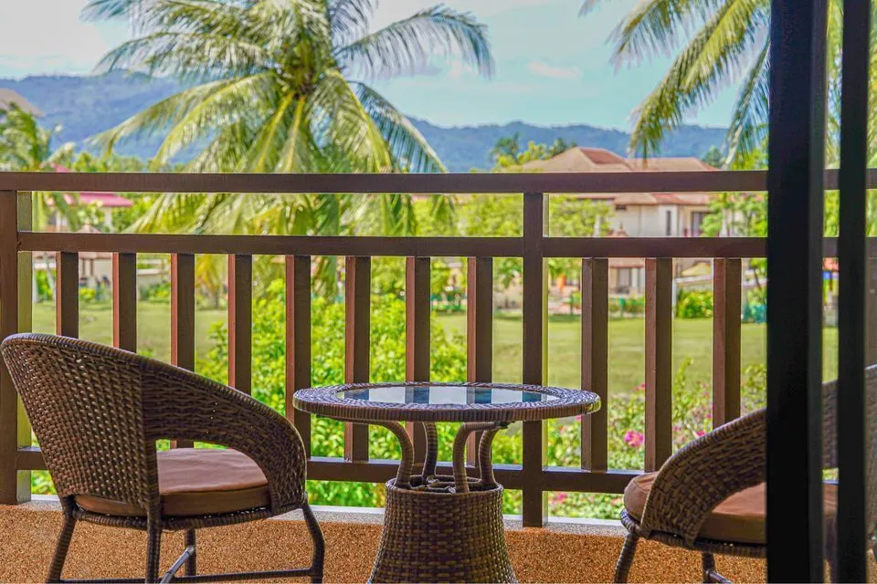 Spacious 4-Bedroom Villa with Private Pool in Laguna Village, Phuket — Thumbnail 7