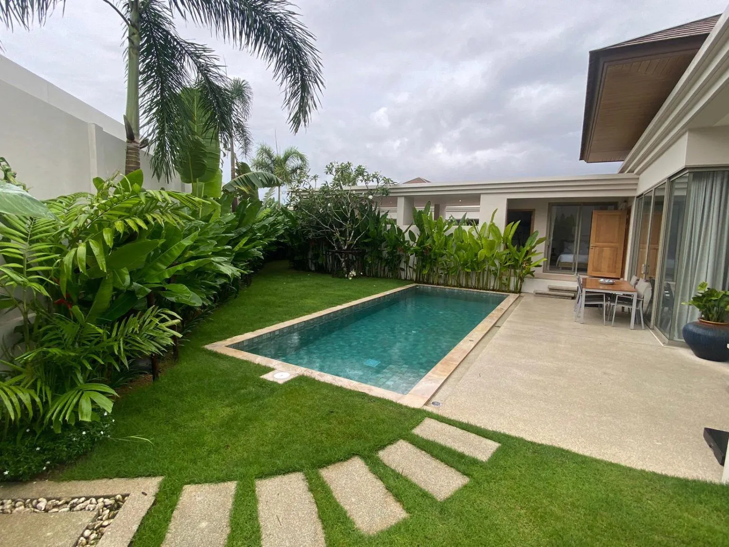 Luxurious 3-Bedroom Villa in Trichada Azure, Pasak — Thumbnail 16