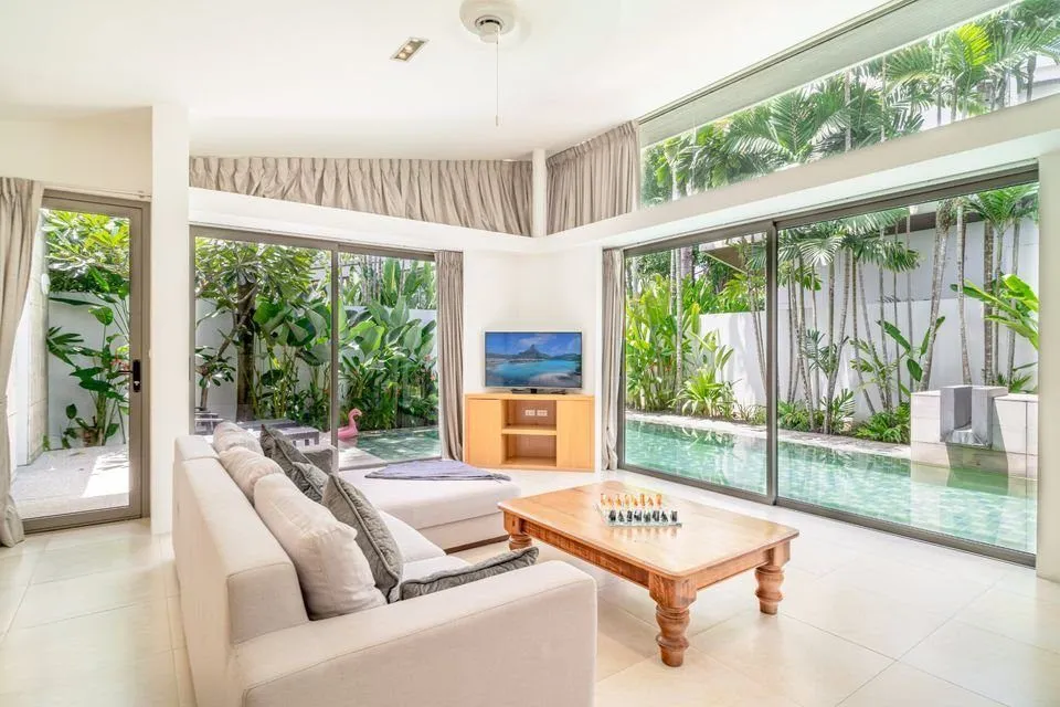 Luxurious 3-Bedroom Pool Villa in Bangtao, Phuket – Prime Location Near Laguna Golf — Thumbnail 13