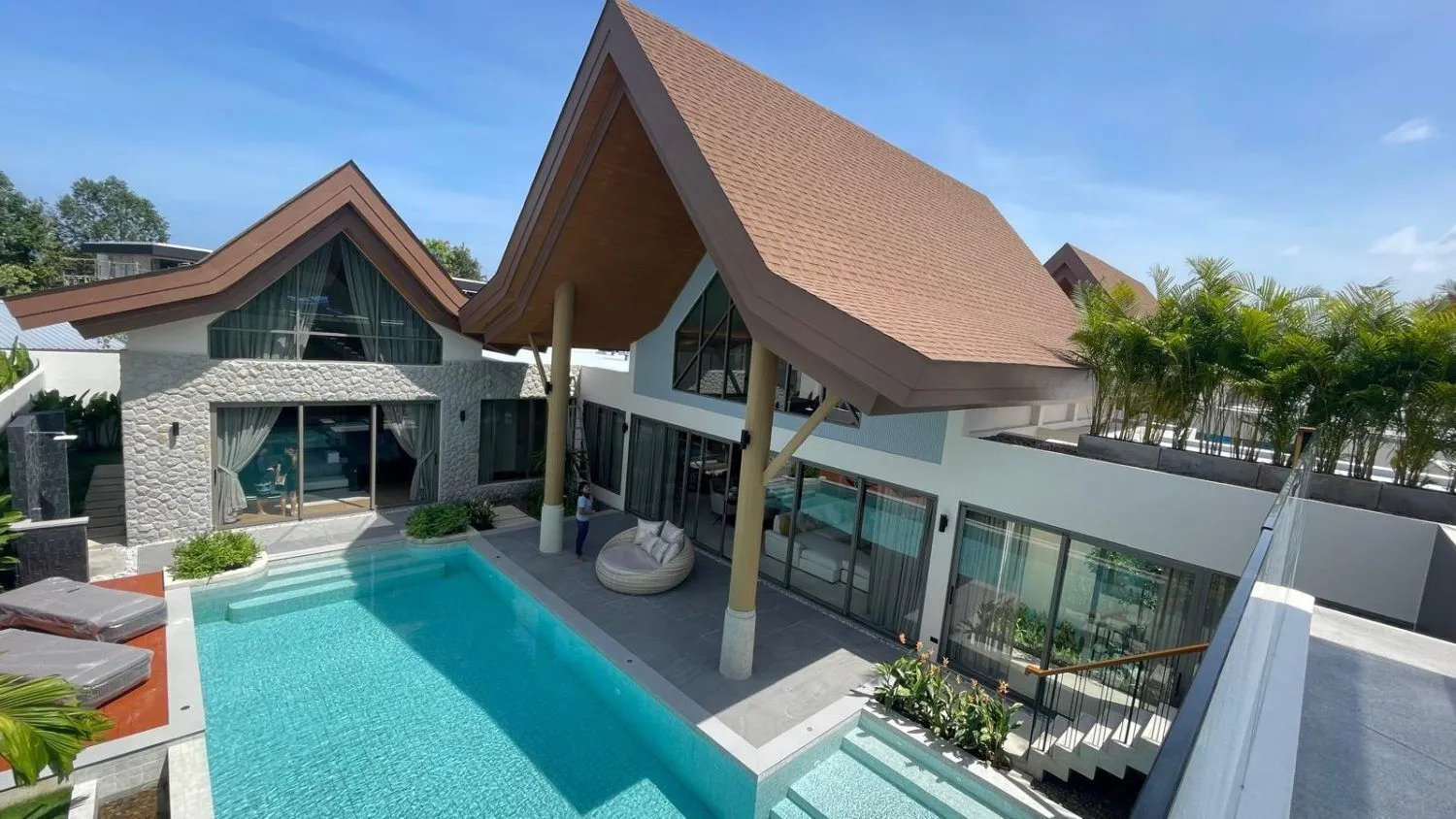Erawana: Luxurious 4-Bedroom Pool Villa for Sale in Choeng Thale, Phuket — Thumbnail 14