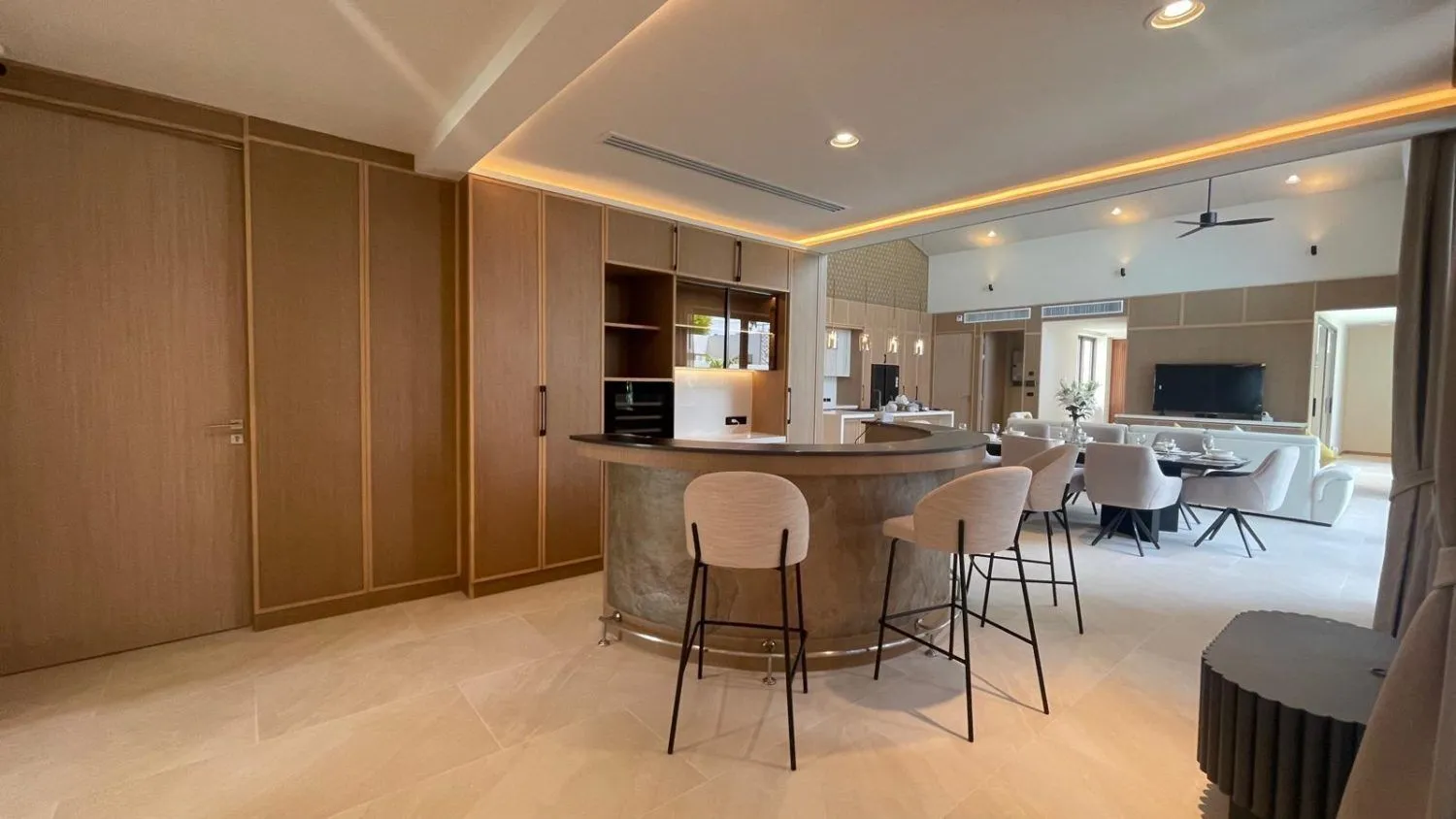 Erawana: Luxurious 4-Bedroom Pool Villa for Sale in Choeng Thale, Phuket — Thumbnail 18